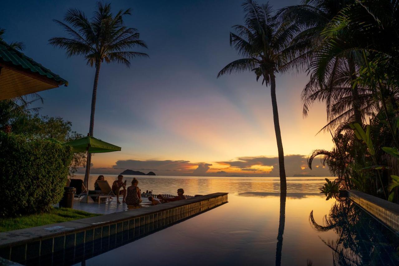 The Joy Beach Villas Hinkong Exteriör bild