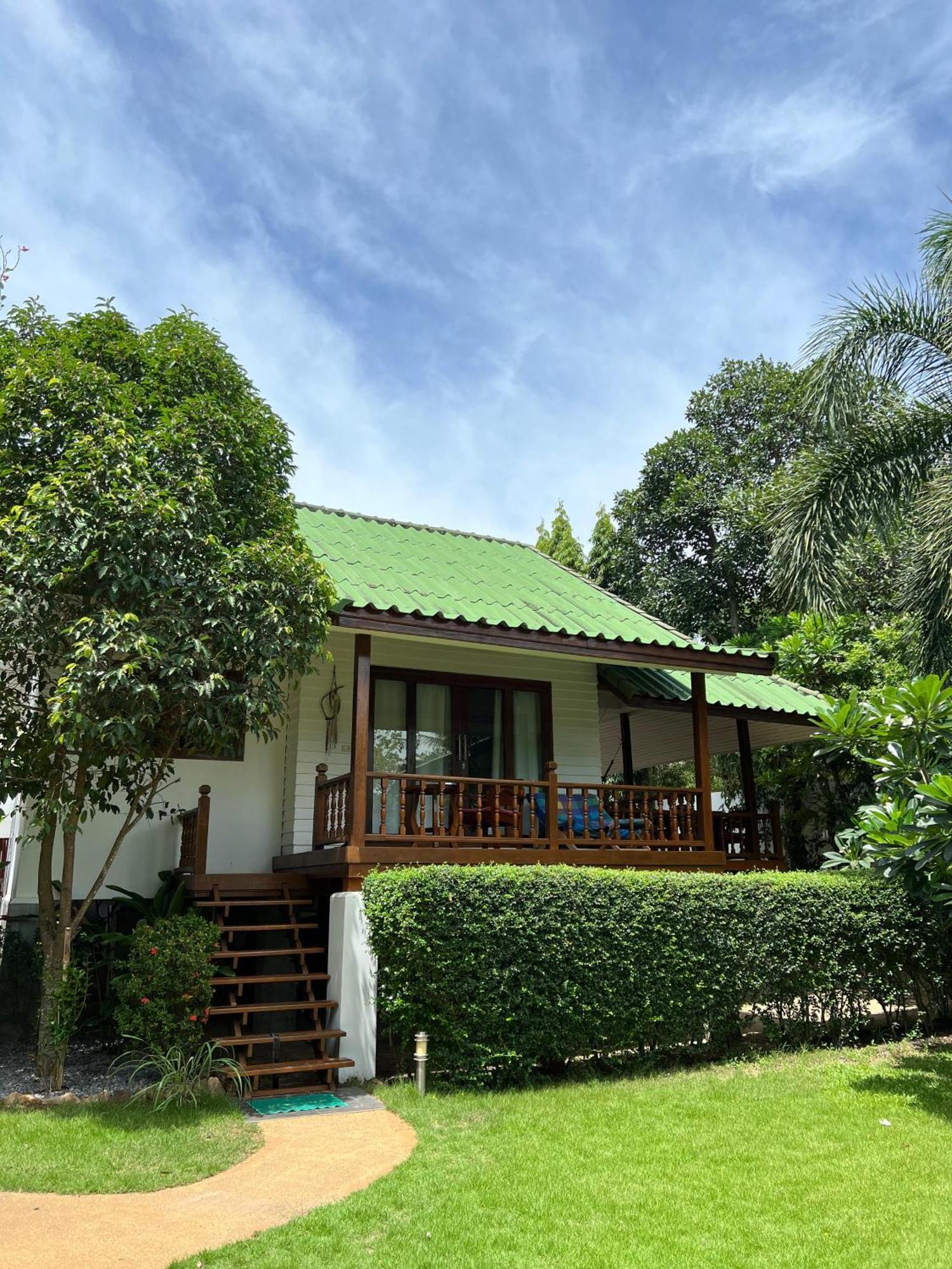 The Joy Beach Villas Hinkong Exteriör bild