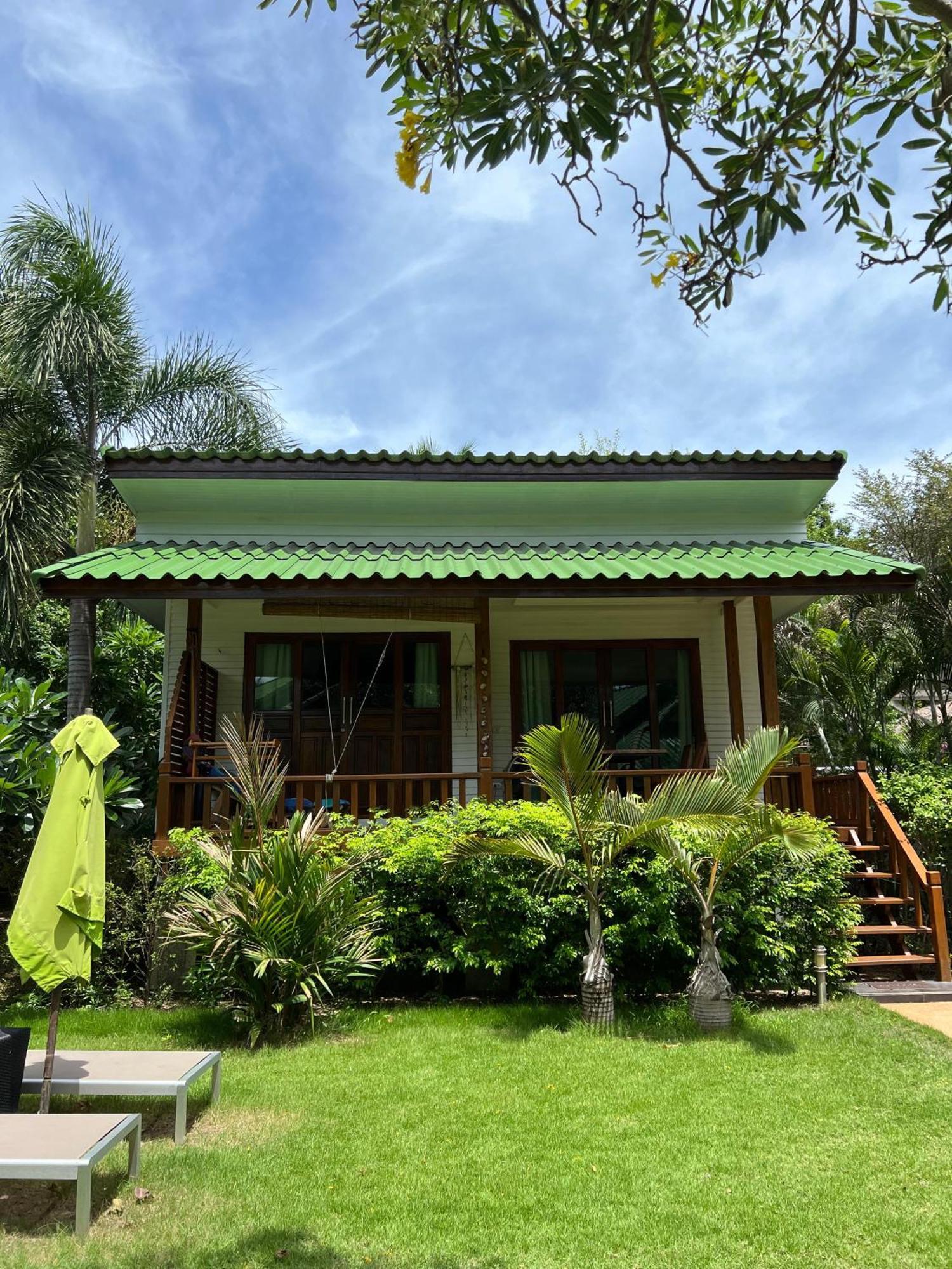 The Joy Beach Villas Hinkong Exteriör bild